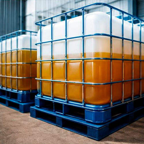Container IBC com óleo usado armazenado, utilizado no processo de coleta da BIP Óleo